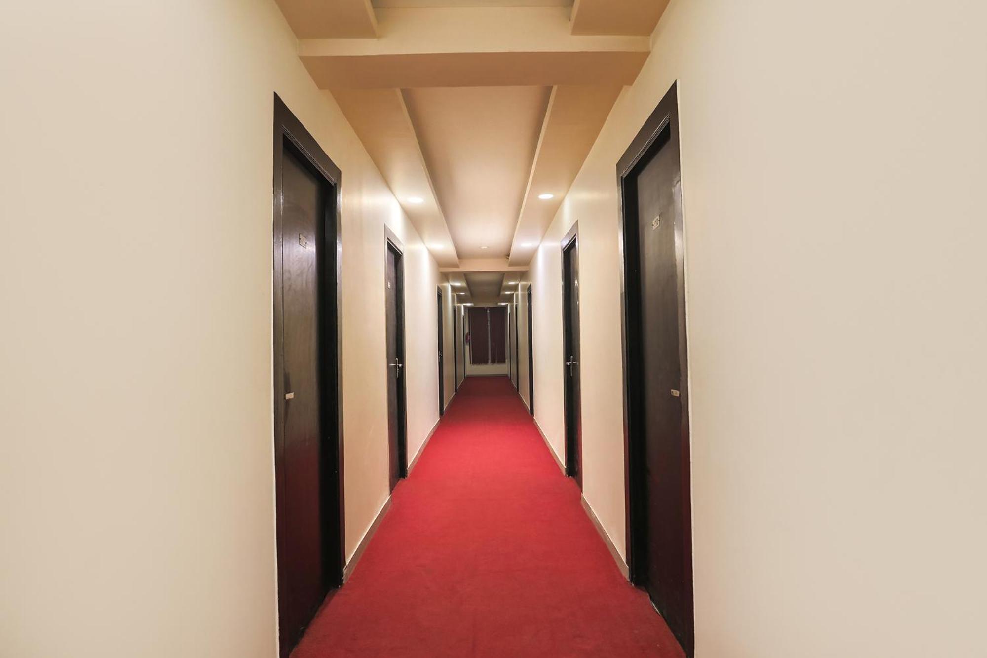 Fabhotel The Diamond Ghaziabad Exterior photo