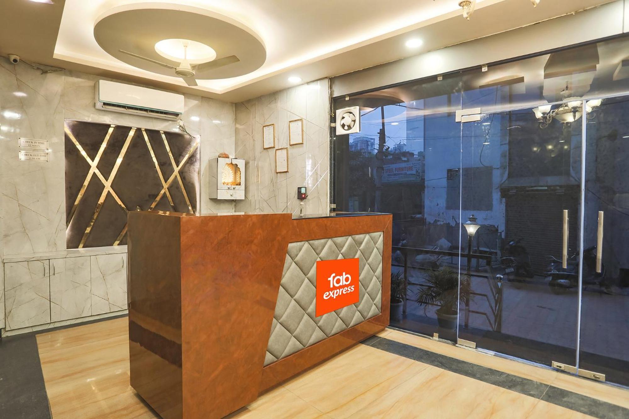 Fabhotel The Diamond Ghaziabad Exterior photo